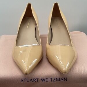 Stuart Weitzman Anny 70 Beige Patent Leather Pointed Toe Kitten Heel Pumps